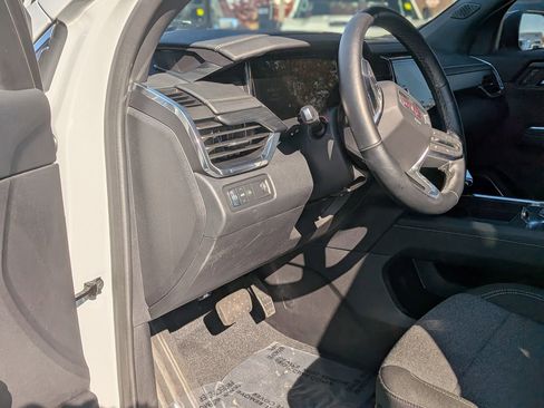 Certified 2025 GMC Acadia Elevation image 17