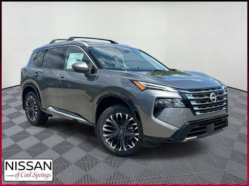 New 2026 Nissan Rogue Platinum w/ Platinum Premium Package AWD/4WD image 1