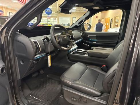 New 2026 Ford Expedition Tremor image 9