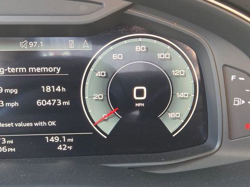 Used 2022 Audi Q8 Premium Plus w/ Premium Plus Package image 14