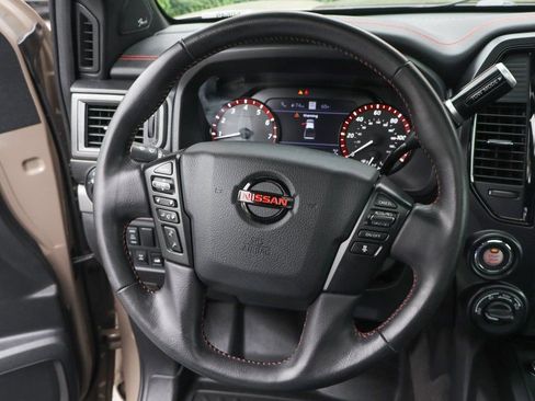 Used 2021 Nissan Titan PRO-4X w/ Pro-4x Convenience Package image 25