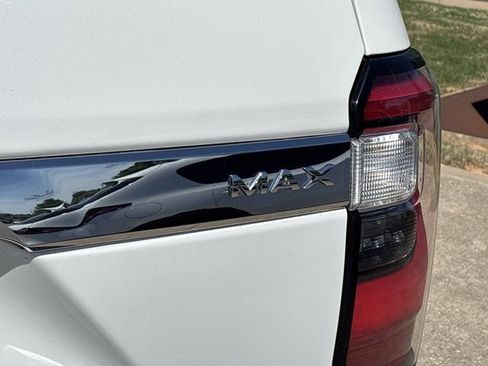 Used 2021 Ford Expedition Max Limited RWD image 6