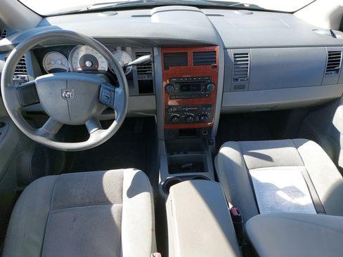Used 2006 Dodge Durango SLT image 9