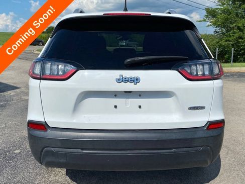 Used 2020 Jeep Cherokee Latitude FWD image 9