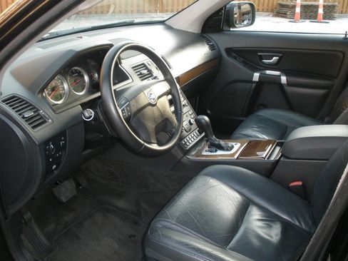 Used 2012 Volvo XC90 3.2 image 26