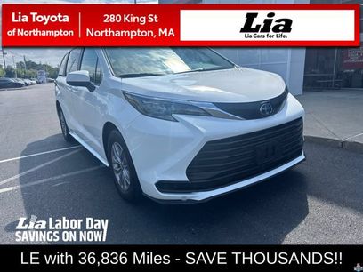 Used 2025 Toyota Sienna LE