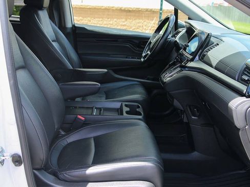 Used 2022 Honda Odyssey Touring image 17