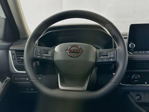 Used 2026 Nissan Rogue SV w/ Rock Creek Premium Package AWD/4WD image 18