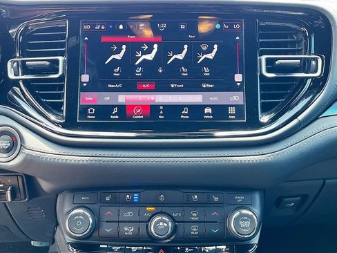 Used 2021 Dodge Durango Citadel w/ Premium Entertainment Group RWD image 25