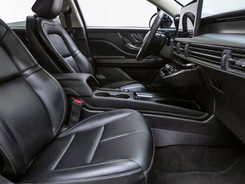 Used 2023 Lincoln Corsair FWD image 13