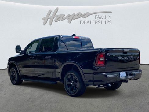 Used 2025 RAM 1500 Big Horn AWD/4WD image 8