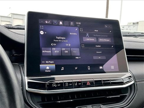 Used 2022 Jeep Compass Altitude w/ Sun and Sound Group image 19