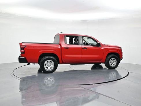 Used 2022 Nissan Frontier S w/ Technology Package image 2