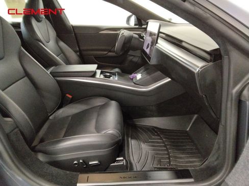 Used 2021 Tesla Model S Plaid image 34