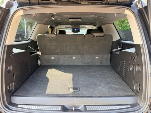 Used 2018 Cadillac Escalade ESV Premium Luxury AWD/4WD image 29