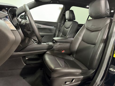 Used 2023 Cadillac XT6 Luxury FWD image 5