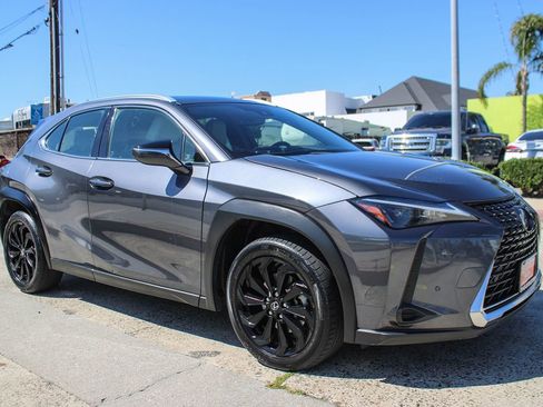 Used 2023 Lexus UX 250h FWD w/ Accessory Package (Z1) image 8