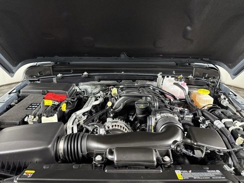 Used 2025 Jeep Wrangler Unlimited Rubicon image 23