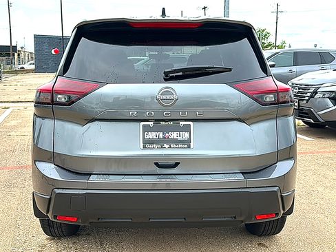 New 2026 Nissan Rogue SV FWD image 7