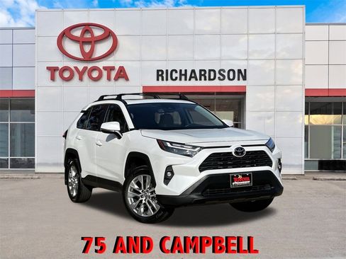 Used 2023 Toyota RAV4 XLE Premium image 1