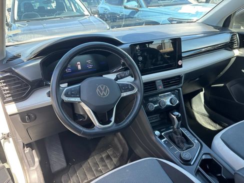 Used 2025 Volkswagen Taos S AWD/4WD image 7