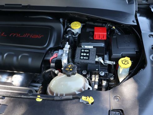 Used 2022 Jeep Compass Limited image 44