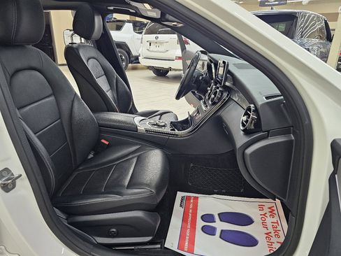 Used 2018 Mercedes-Benz C 300 Sedan w/ Premium Package image 21