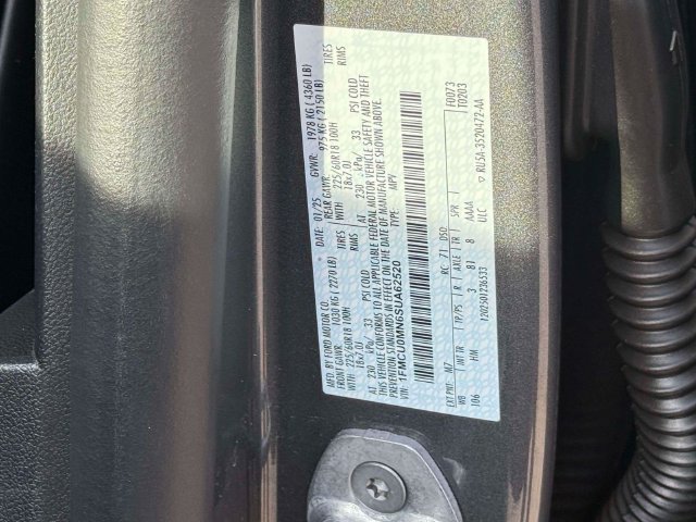 Used 2025 Ford Escape ST-Line FWD image 18
