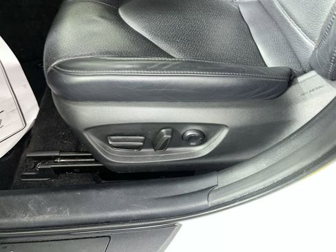 Used 2022 Toyota Avalon Limited w/ Advanced Safety Package image 14