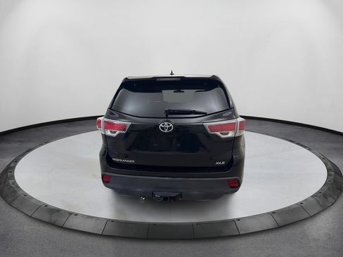 Used 2015 Toyota Highlander XLE FWD image 7