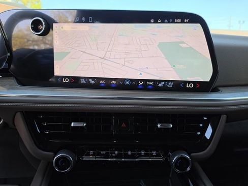 New 2026 Chevrolet Suburban High Country image 26