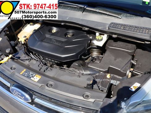 Used 2015 Ford Escape Titanium w/ Equipment Group 301A AWD/4WD image 23