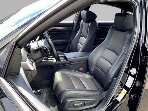 Used 2022 Honda Accord Sport image 9
