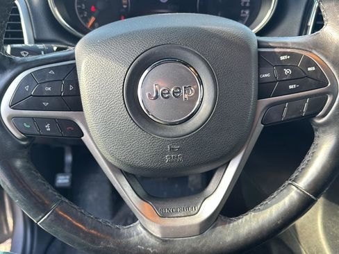 Used 2020 Jeep Grand Cherokee Limited image 14