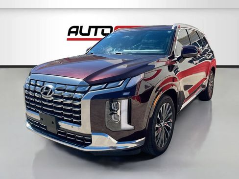 Used 2024 Hyundai Palisade Calligraphy AWD/4WD image 3