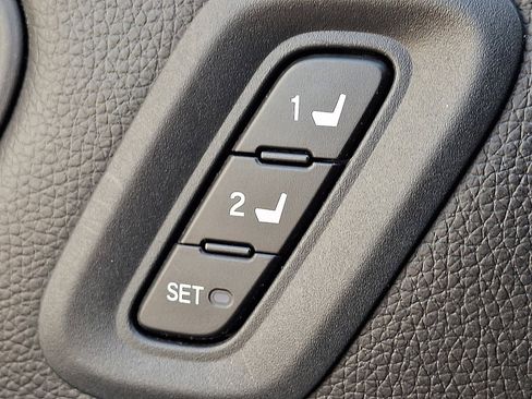 Used 2023 Honda Pilot Touring image 29