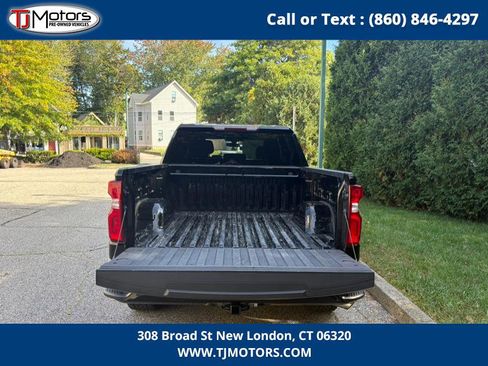 Used 2020 Chevrolet Silverado 1500 Custom AWD/4WD image 9