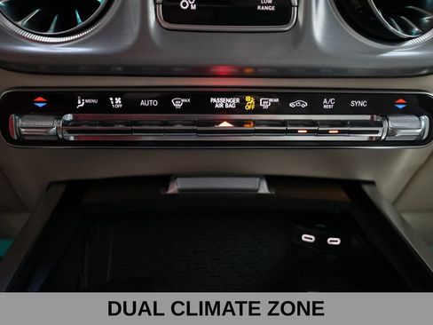 Used 2025 Mercedes-Benz G 63 AMG 4MATIC w/ AMG Offroad Package Pro image 46
