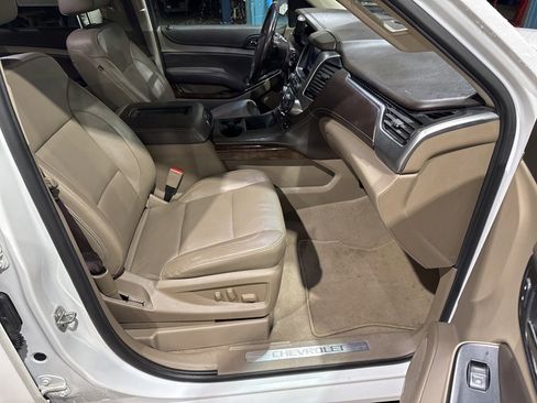 Used 2019 Chevrolet Tahoe LT image 35