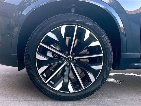 New 2026 Volvo XC90 B6 Ultra w/ Protection Package Premier AWD/4WD image 42