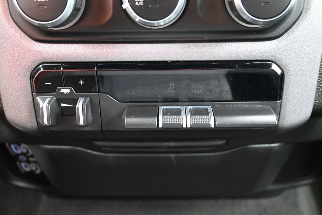 Used 2023 RAM 1500 Big Horn AWD/4WD image 16