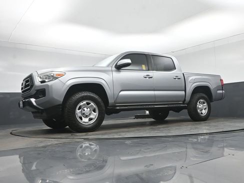 Used 2020 Toyota Tacoma SR w/ SR Convenience Package RWD image 57