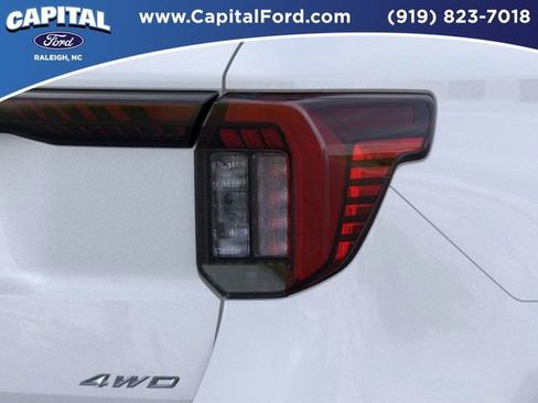 New 2026 Ford Explorer Active image 21