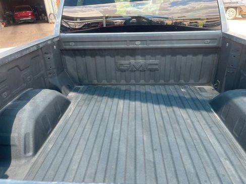 Used 2023 GMC Sierra 1500 SLT AWD/4WD image 6
