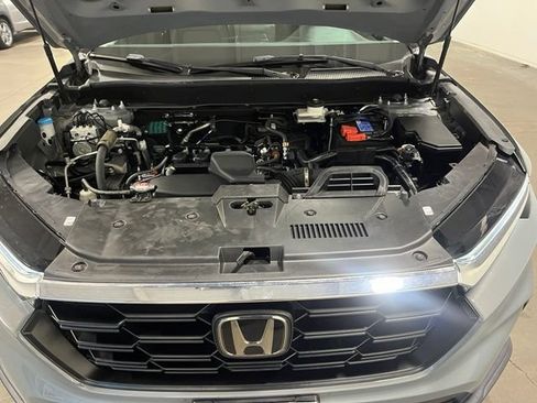 Used 2024 Honda CR-V LX image 9