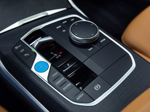 Certified 2023 BMW i4 eDrive40 RWD image 19