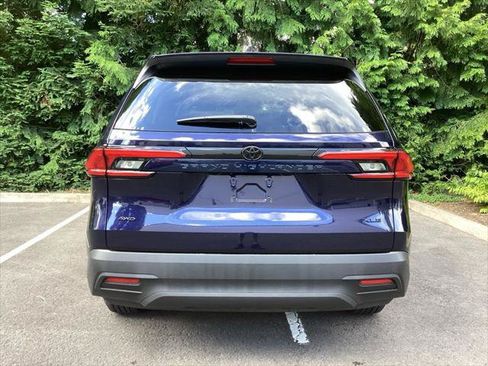 Certified 2024 Toyota Grand Highlander AWD image 20