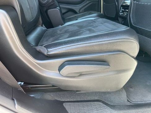 Certified 2023 Jeep Grand Cherokee L Laredo AWD/4WD image 21
