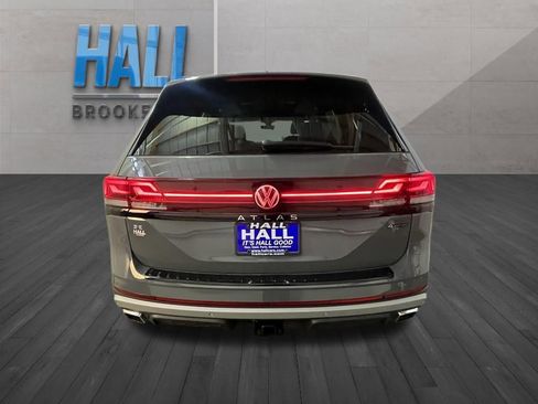 New 2026 Volkswagen Atlas Peak Edition AWD/4WD image 4