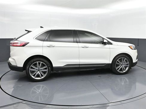 Certified 2024 Ford Edge Titanium AWD/4WD image 27